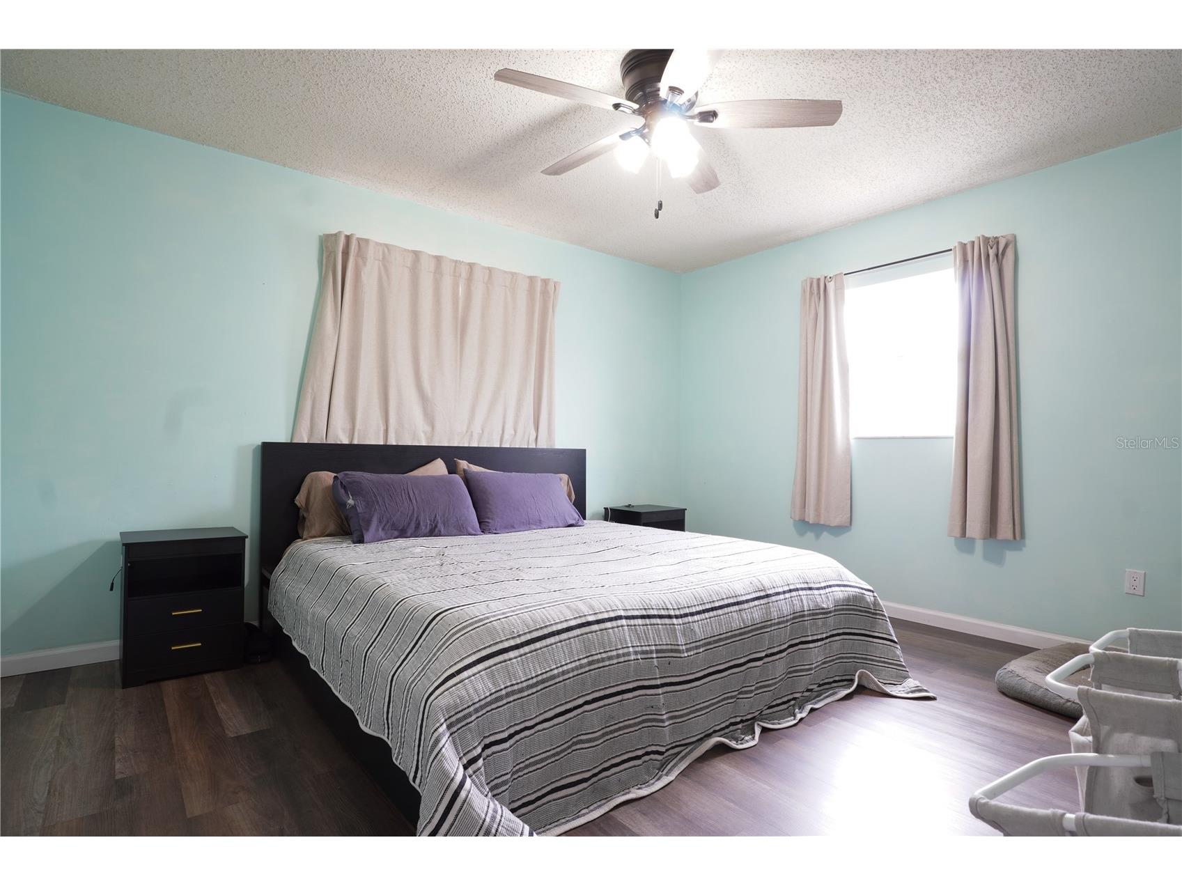 737 52nd Avenue S Saint Petersburg FL 33705 TB8516142 image9