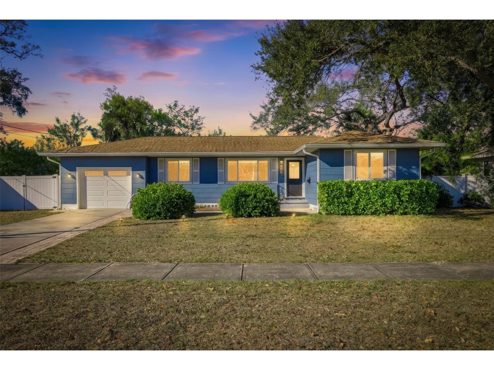 737 53rd Terrace N Saint Petersburg FL 33703 TB8482393 image1