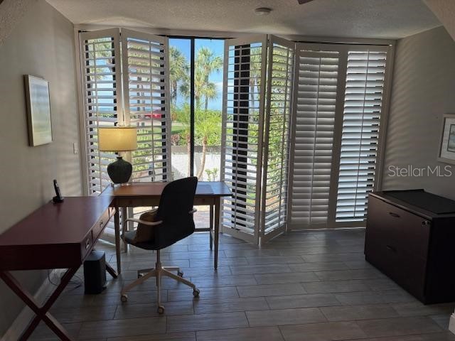 737 Bayport Way #D Longboat Key FL 34228 A4663929 image18