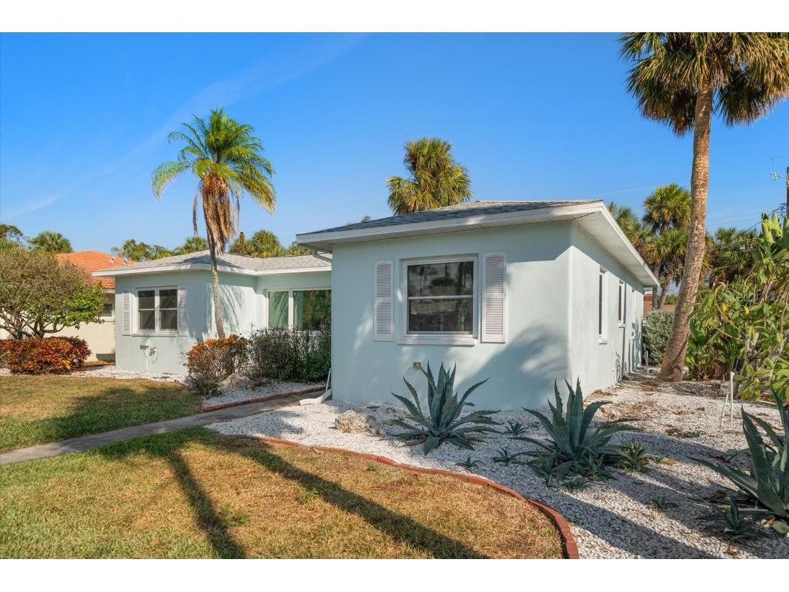 737 Bruce Avenue Clearwater FL 33767 TB8454853 image10