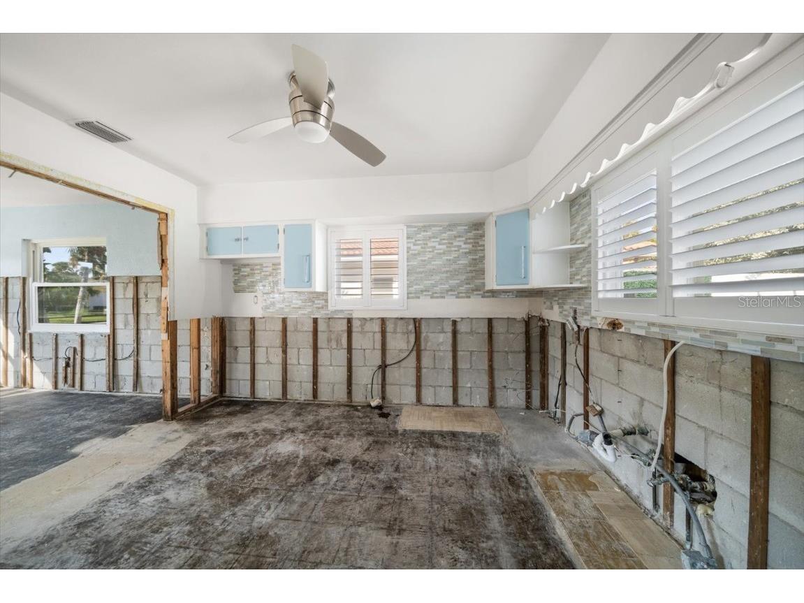 737 Bruce Avenue Clearwater FL 33767 TB8454853 image19