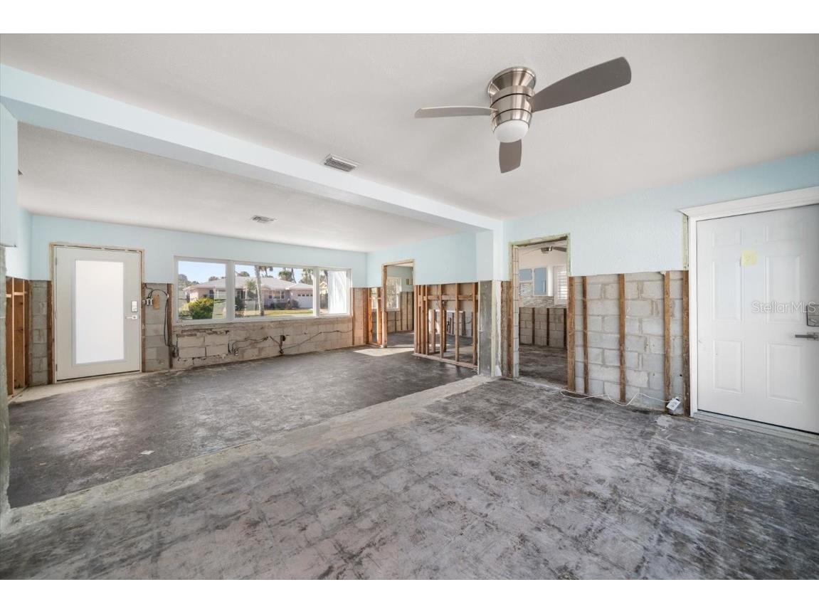 737 Bruce Avenue Clearwater FL 33767 TB8454853 image21