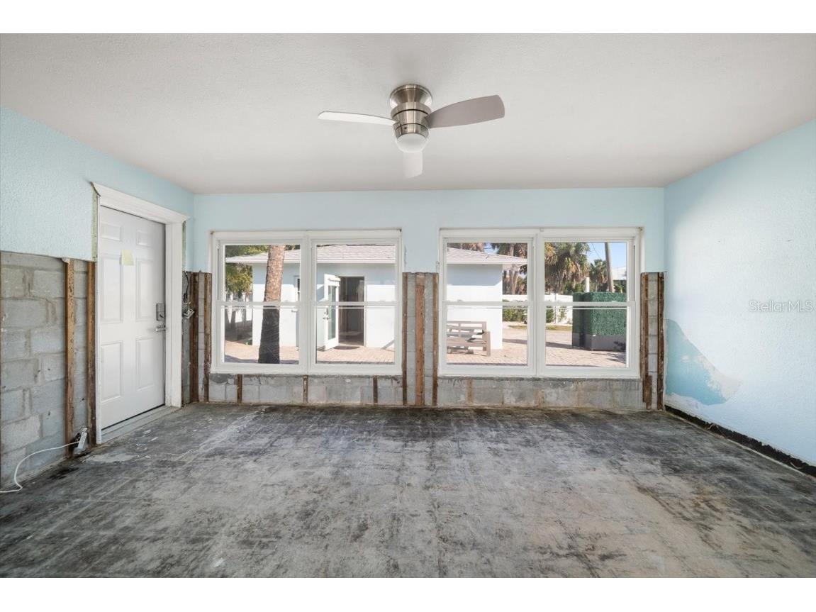 737 Bruce Avenue Clearwater FL 33767 TB8454853 image22