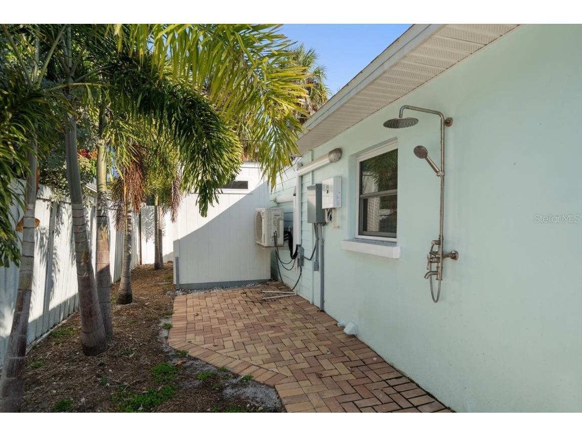 737 Bruce Avenue Clearwater FL 33767 TB8454853 image38