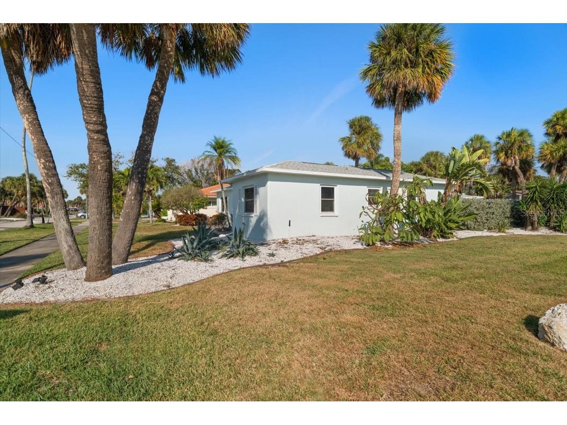 737 Bruce Avenue Clearwater FL 33767 TB8454853 image44