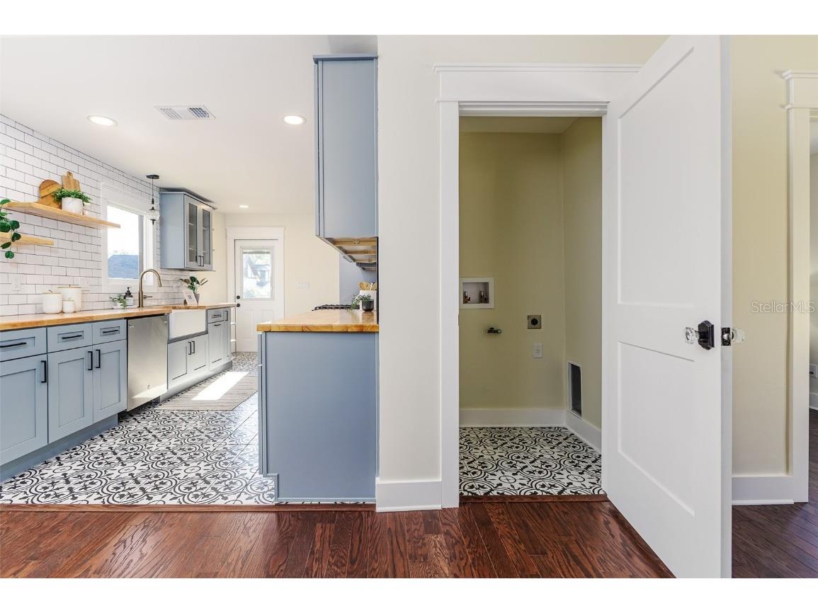 737 Johnson Avenue Lakeland FL 33801 L4952529 image25