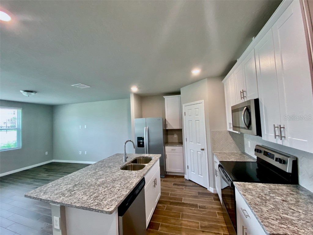 737 Legacy Drive Davenport FL 33896 O6336163 image5