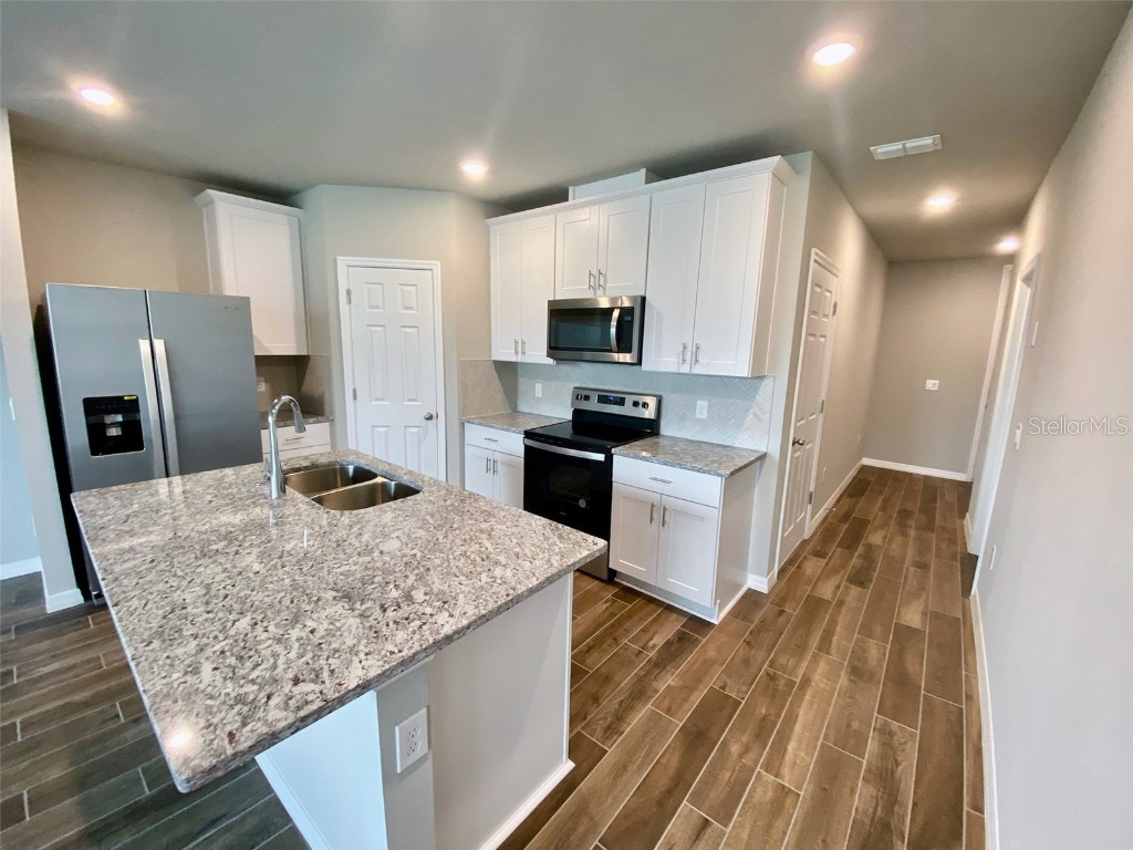 737 Legacy Drive Davenport FL 33896 O6336163 image7