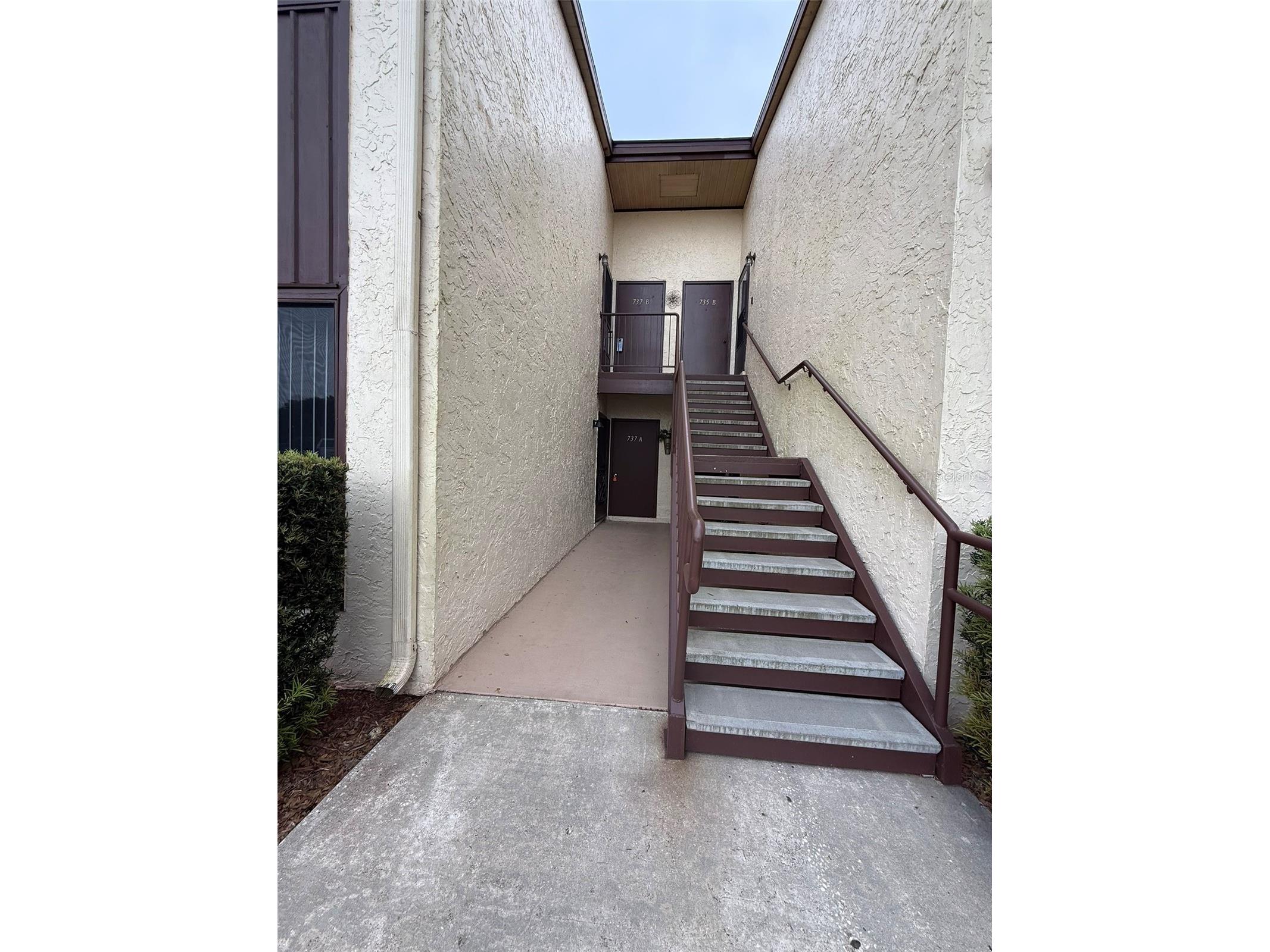 737 Midway Drive #A Ocala FL 34472 OM721507 image1