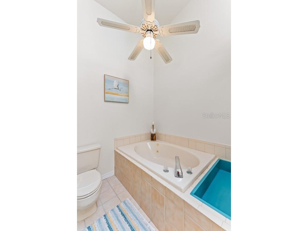 737 Pinellas Bayway S #208 Saint Petersburg FL 33715 TB8427206 image20