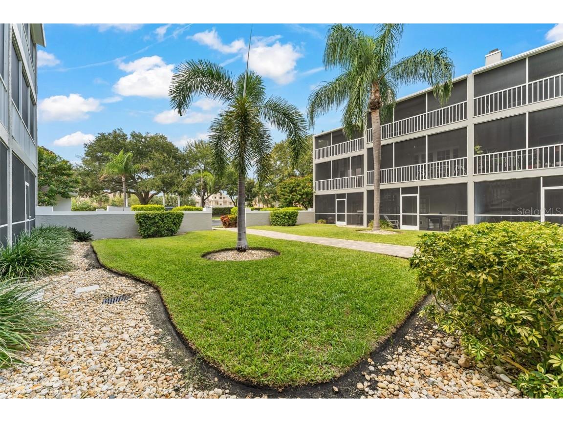 737 Pinellas Bayway S #208 Saint Petersburg FL 33715 TB8427206 image25