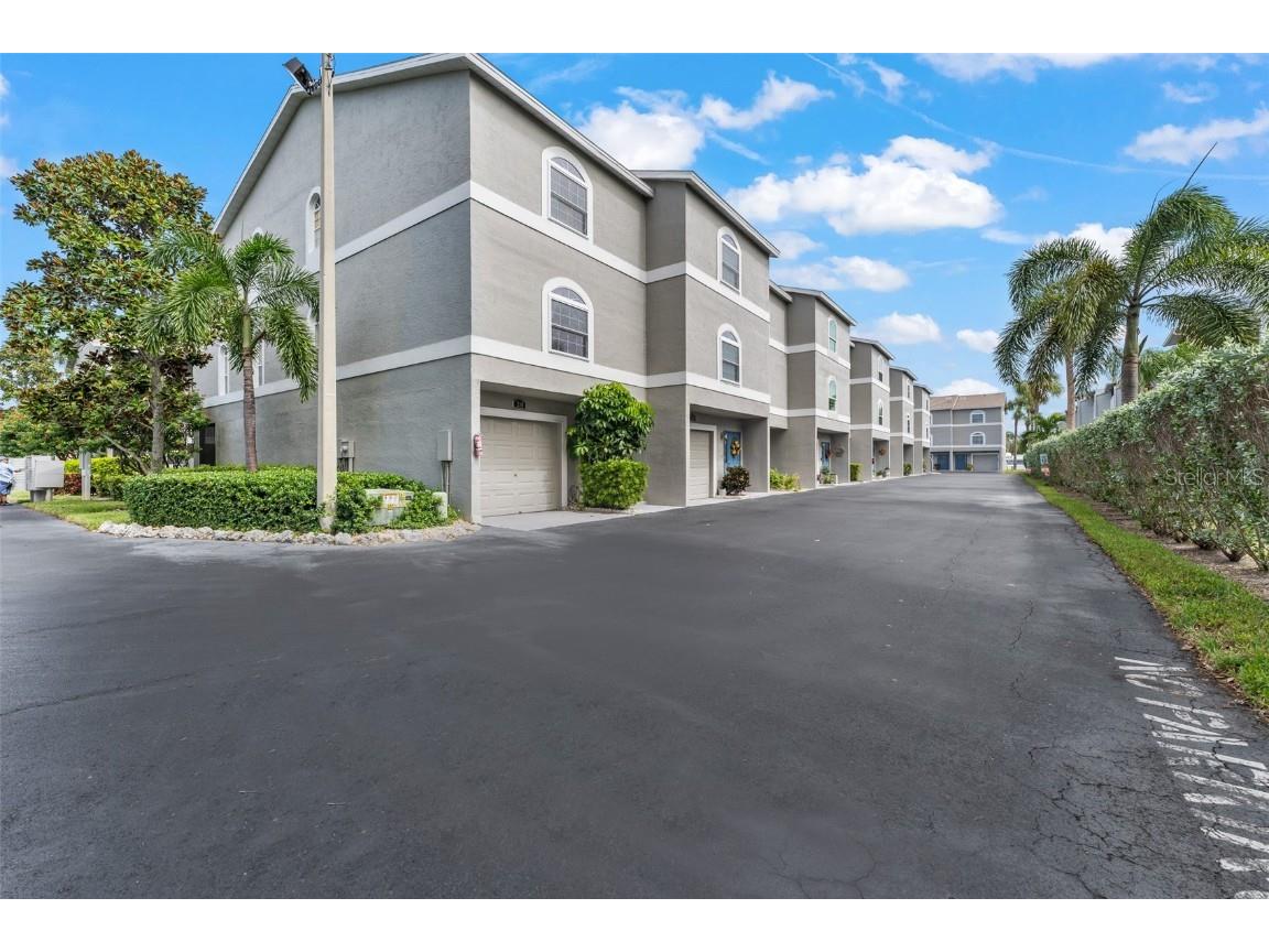 737 Pinellas Bayway S #208 Saint Petersburg FL 33715 TB8427206 image3