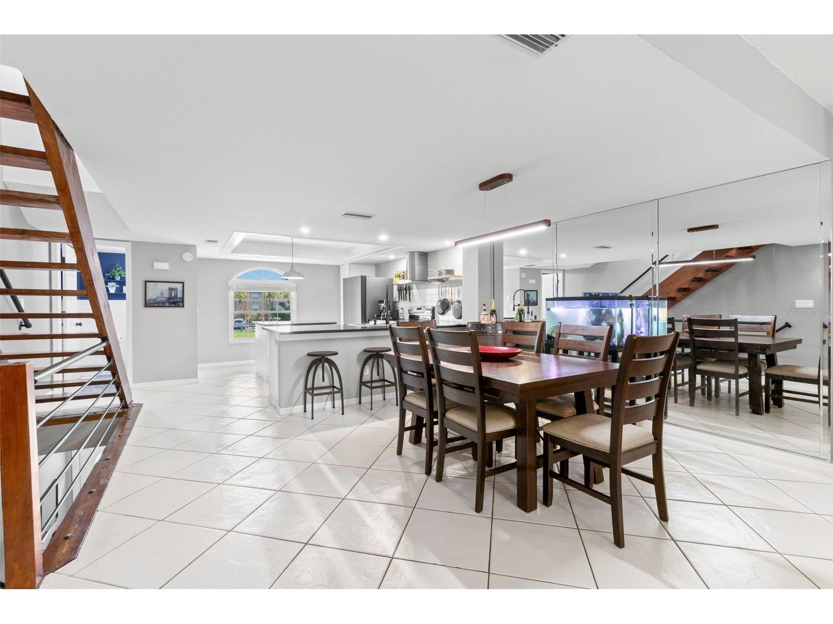 737 Pinellas Bayway S #308 Saint Petersburg FL 33715 TB8514021 image5