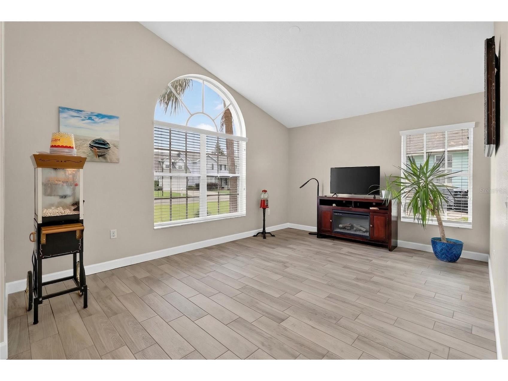 737 Santa Maria Drive Winter Haven FL 33884 P4938535 image16