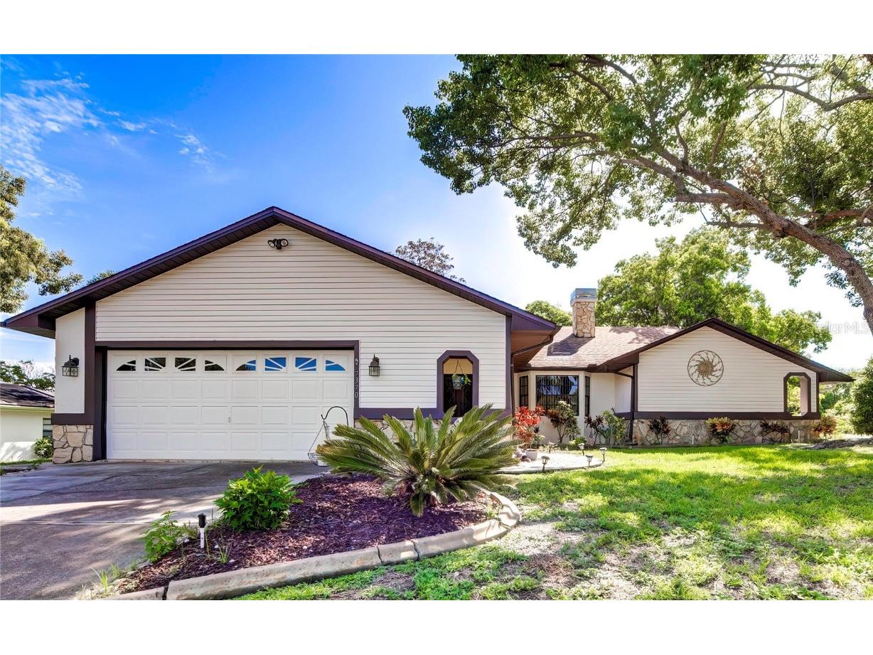 7370 Glasgow Weeki Wachee FL 34613 W7866792 image1