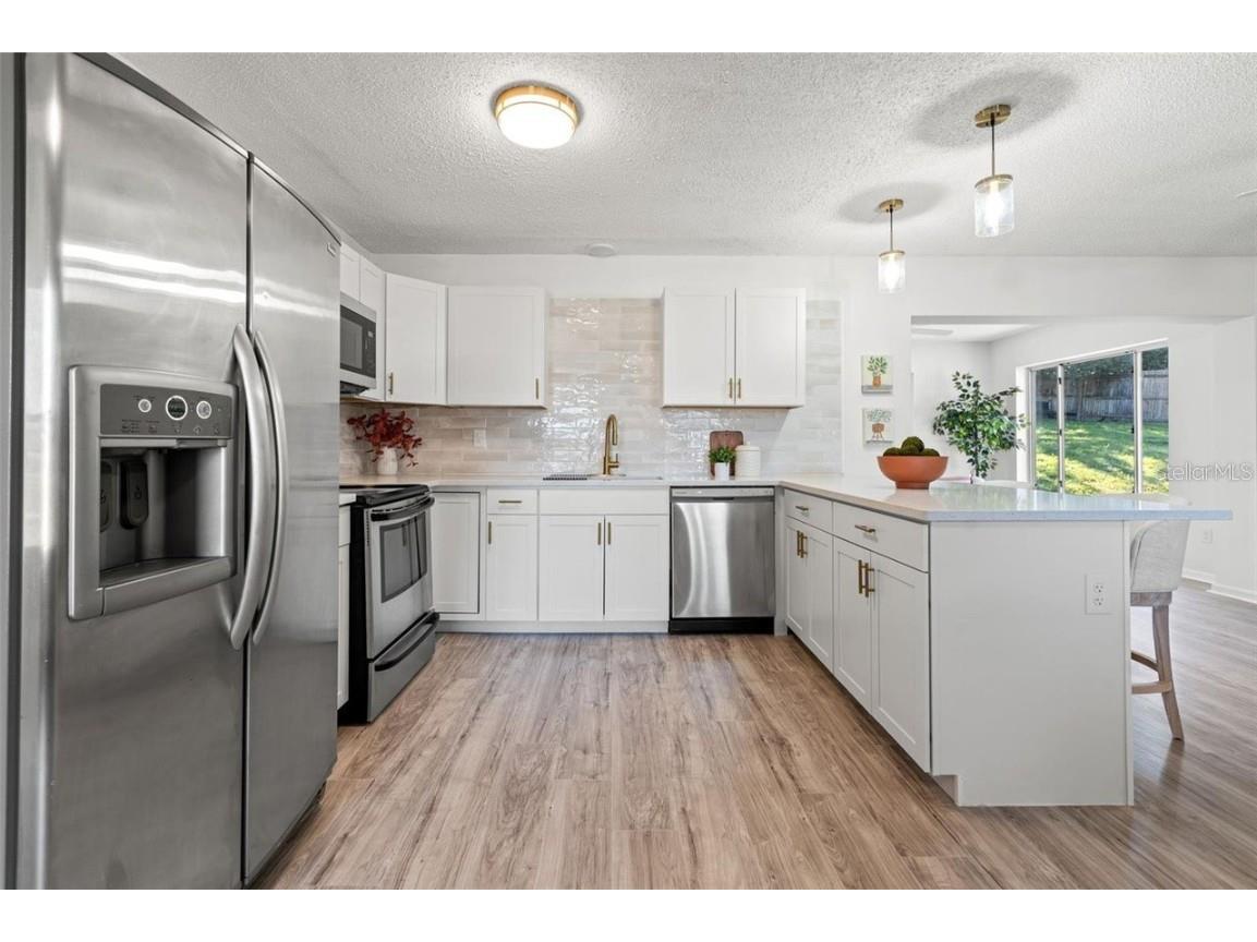 7370 Holiday Drive Spring Hill FL 34606 W7881310 image5