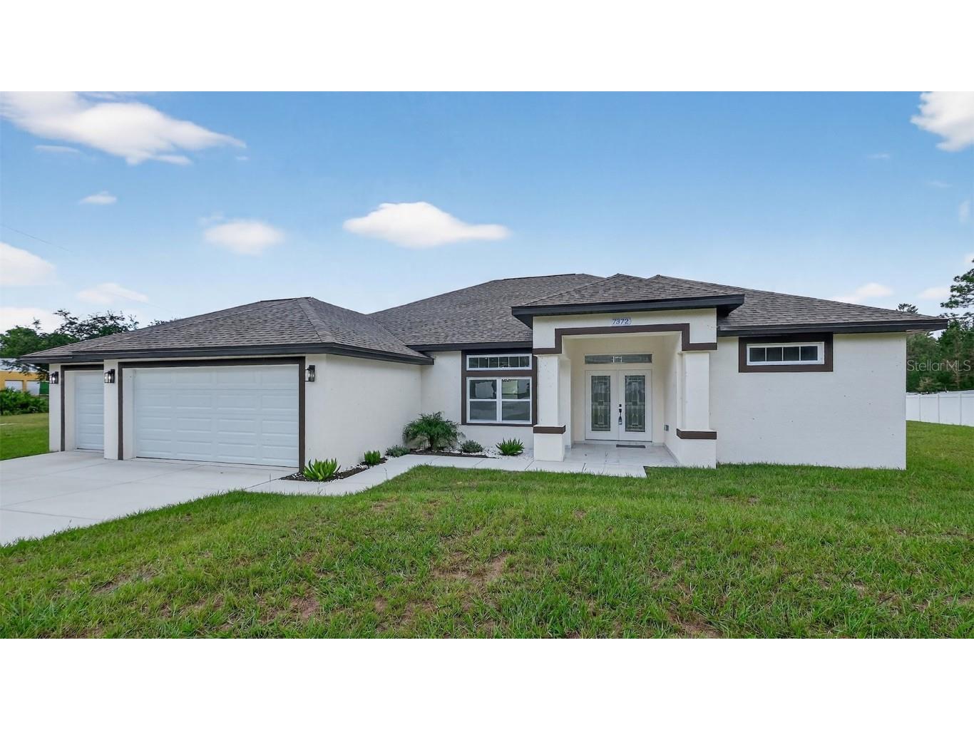 7372 Madrid Road Weeki Wachee FL 34613 W7879458 image1