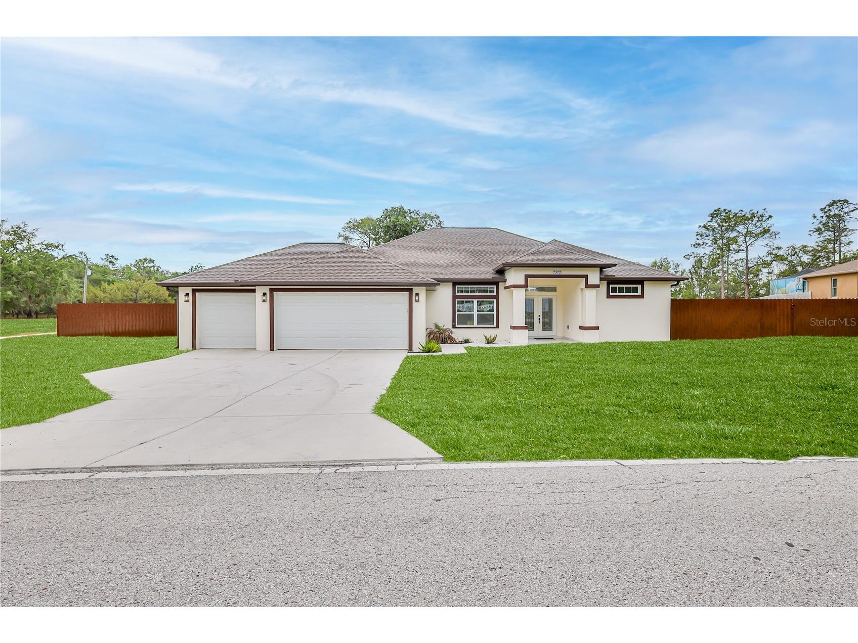 7372 Madrid Road Weeki Wachee FL 34613 W7885698 image6
