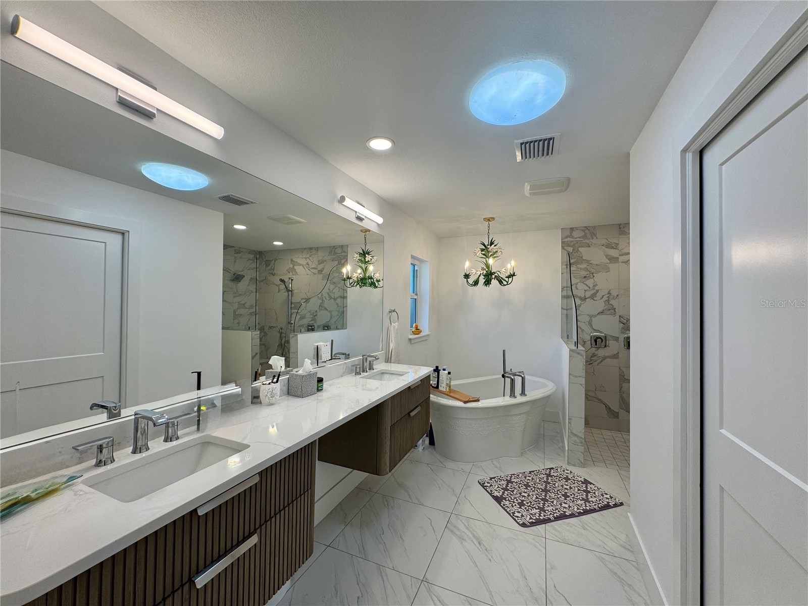 7372 Melaleuca Way Sarasota FL 34242 A4690292 image16