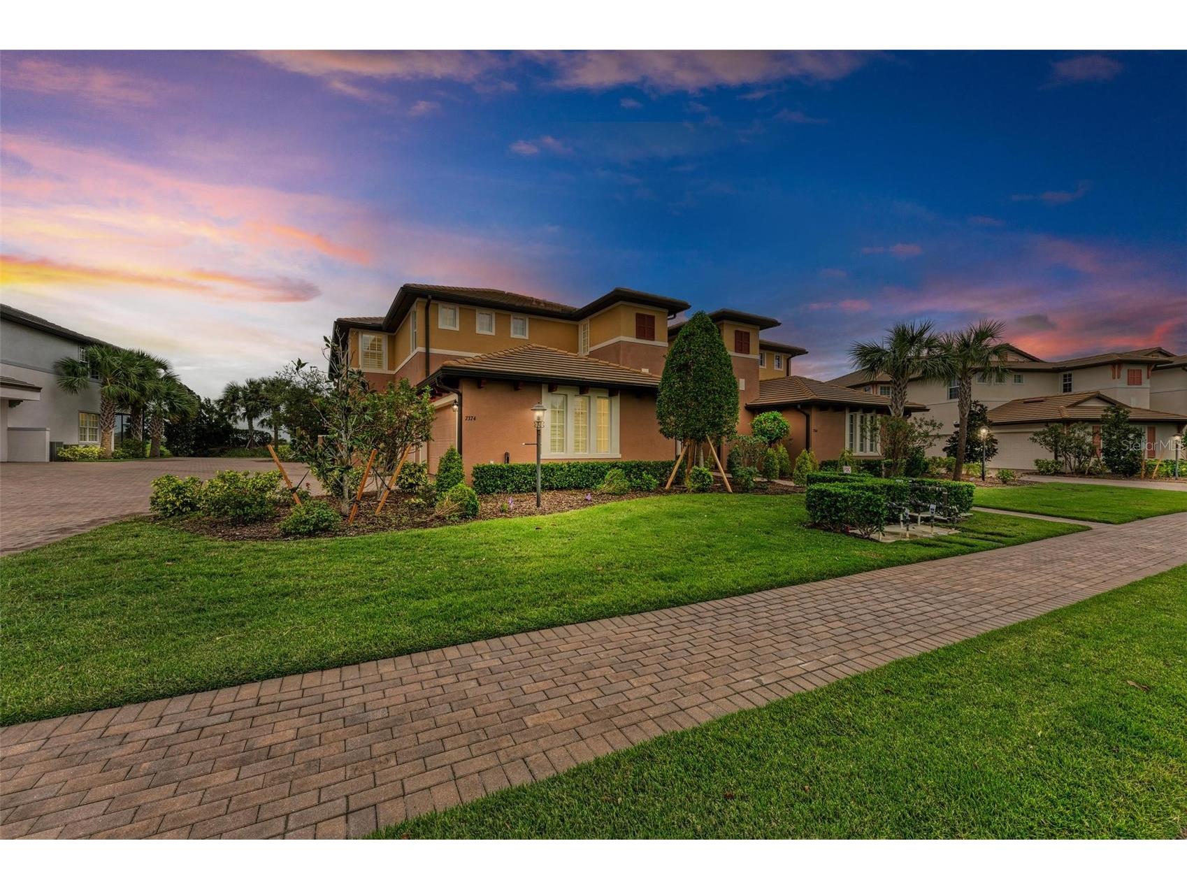 7374 Divot Loop Bradenton FL 34202 A4685067 image1