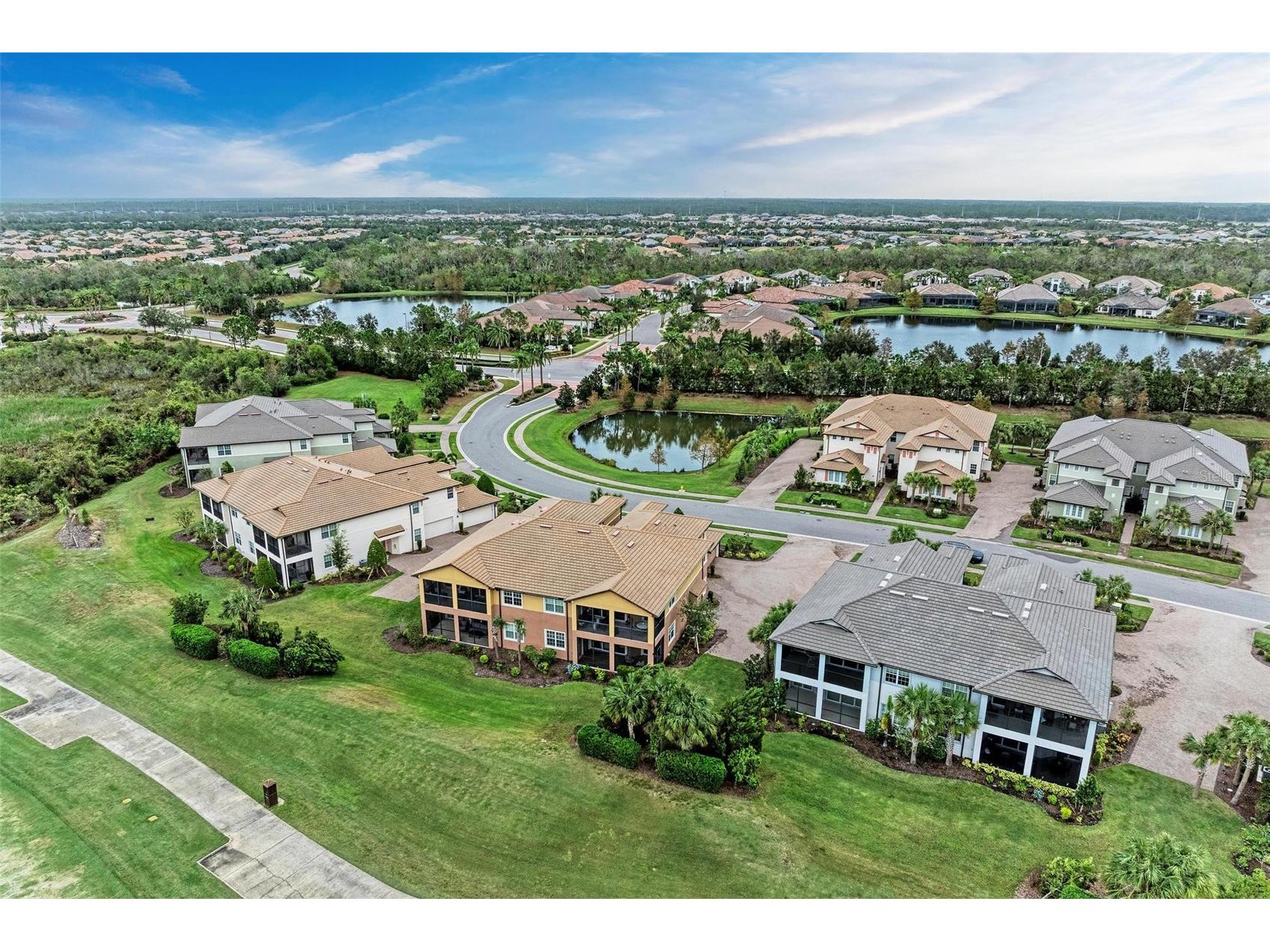 7374 Divot Loop Bradenton FL 34202 A4685067 image29