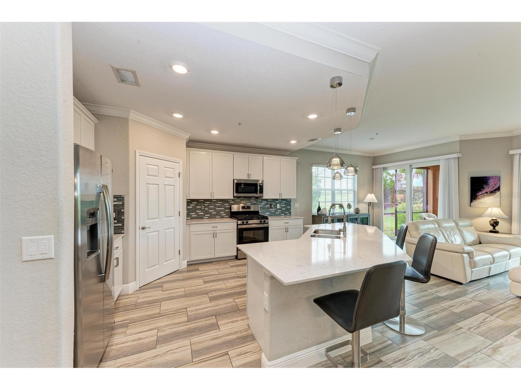 7374 Divot Loop Bradenton FL 34202 A4685067 image6