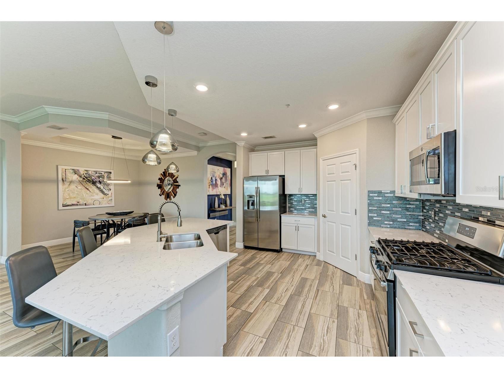 7374 Divot Loop Bradenton FL 34202 A4685067 image8