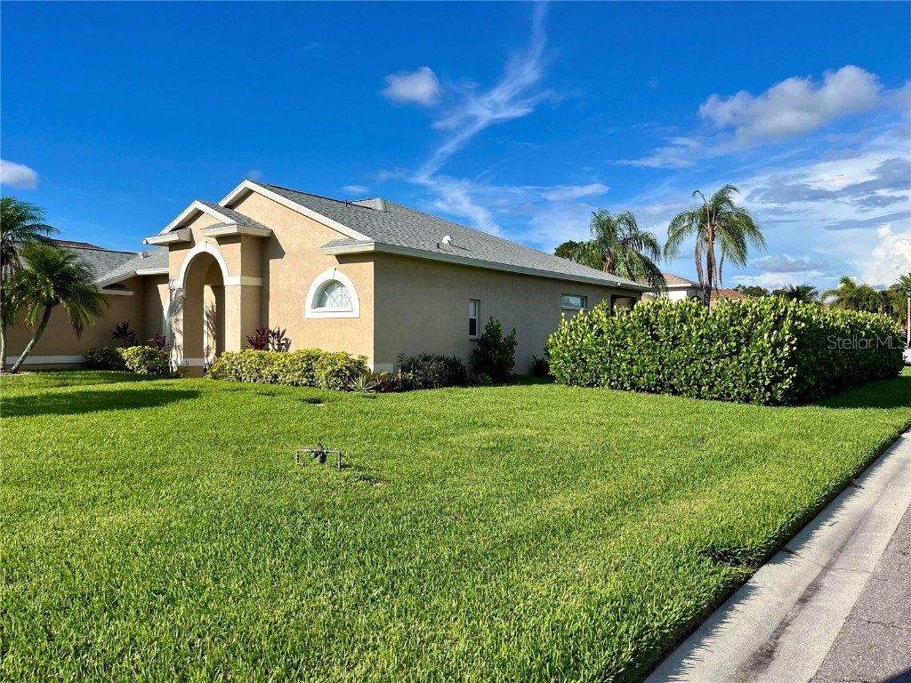 7375 Ridge Road Sarasota FL 34238 T3544135 image1