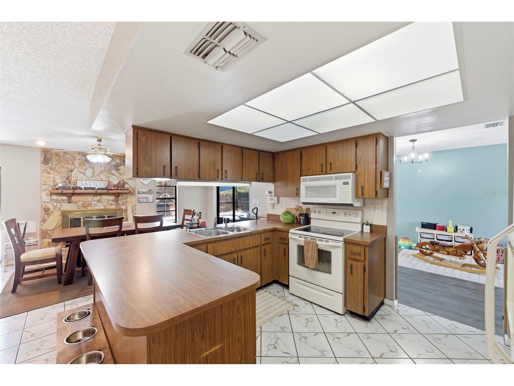 7377 Skylark Drive Spring Hill FL 34606 TB8506472 image10
