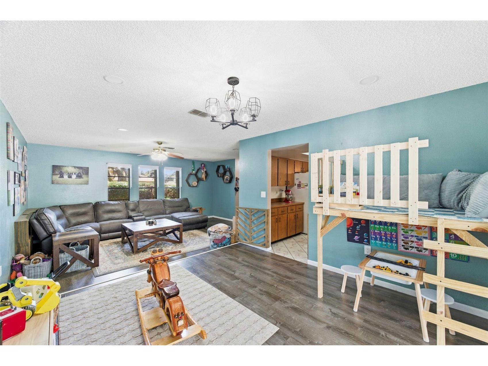 7377 Skylark Drive Spring Hill FL 34606 TB8506472 image8