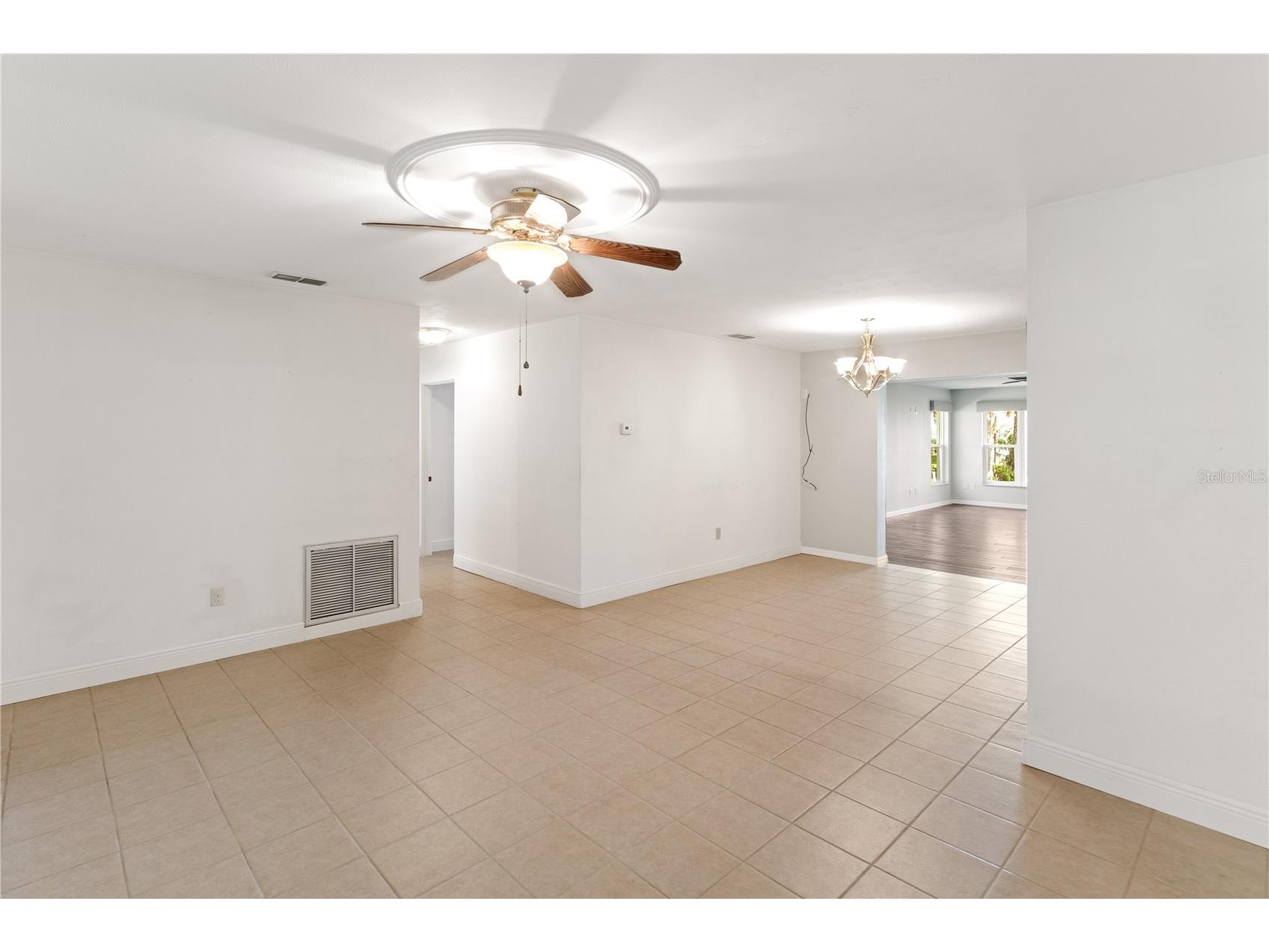 7378 NE 49th Lane Wildwood FL 34785 - LAKE DEATON G5110937 image11