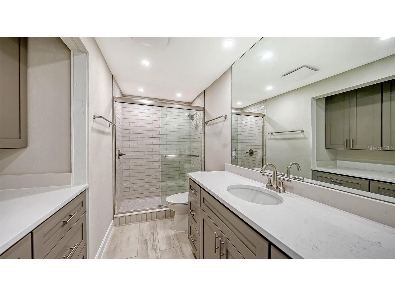 738 El Centro Longboat Key FL 34228 A4666864 image15