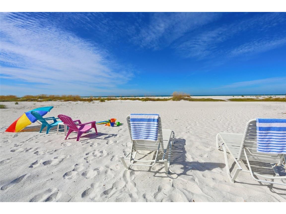 738 El Centro Longboat Key FL 34228 A4666864 image37