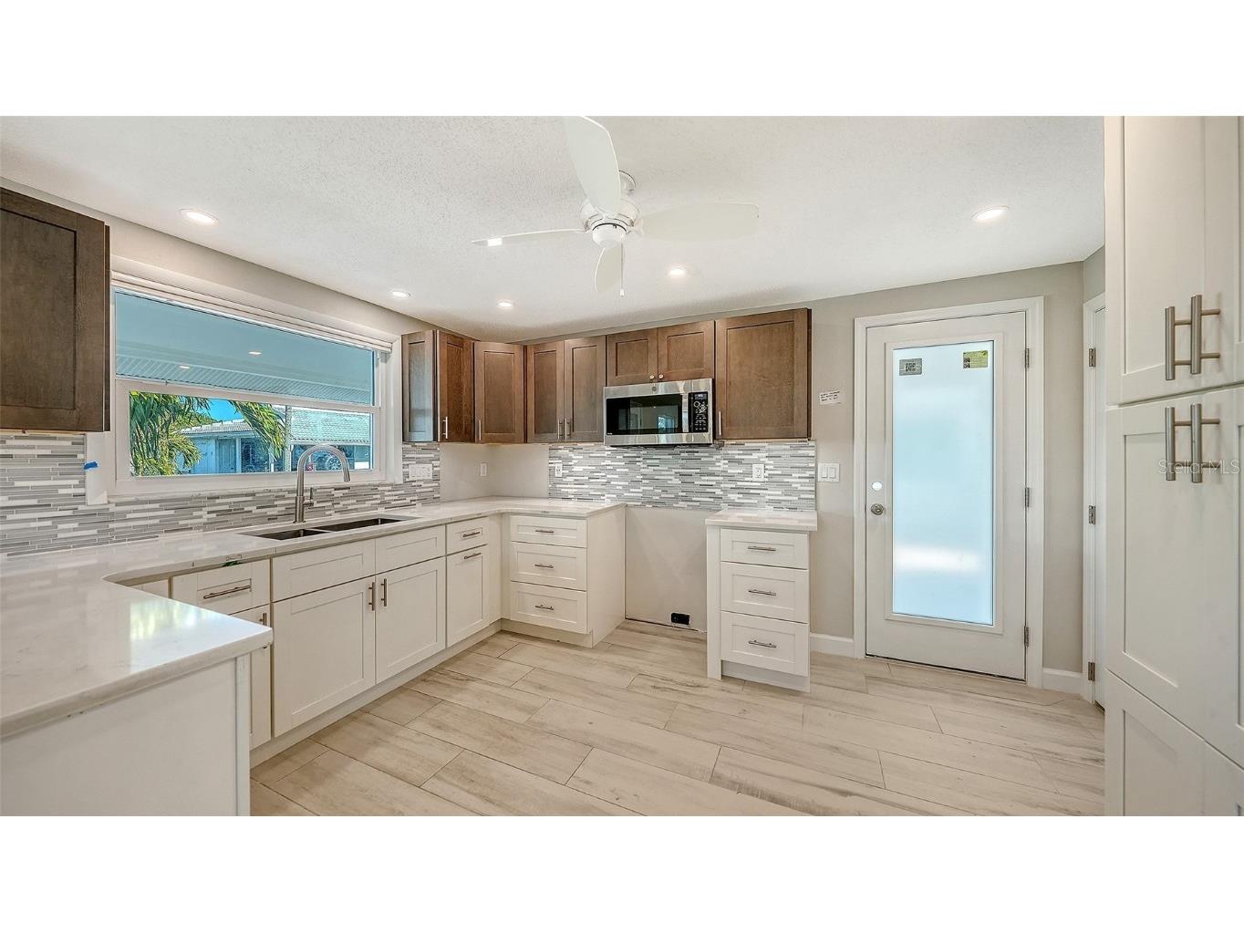 738 El Centro Longboat Key FL 34228 A4666864 image6