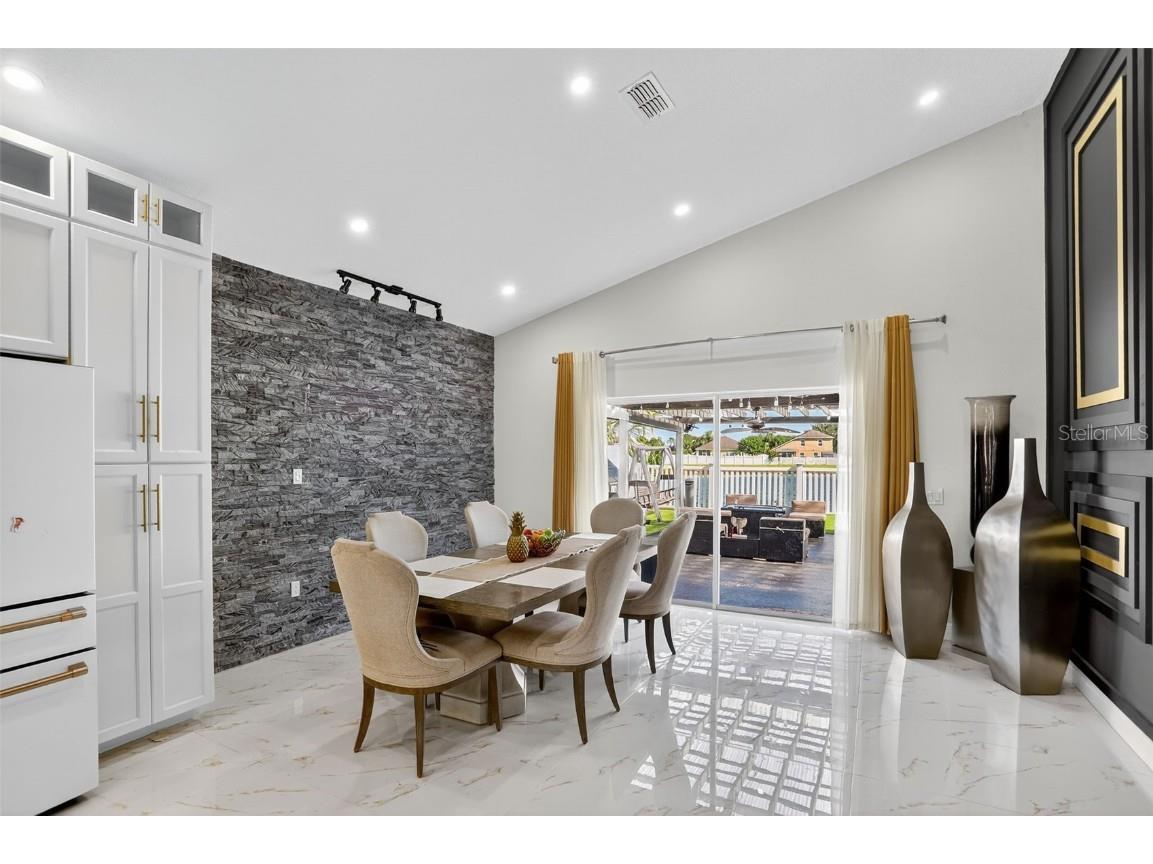 738 Hacienda Circle Kissimmee FL 34741 O6344662 image11