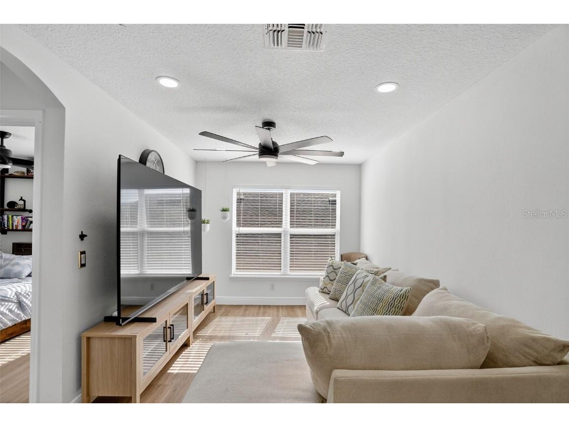 738 Hacienda Circle Kissimmee FL 34741 O6344662 image23