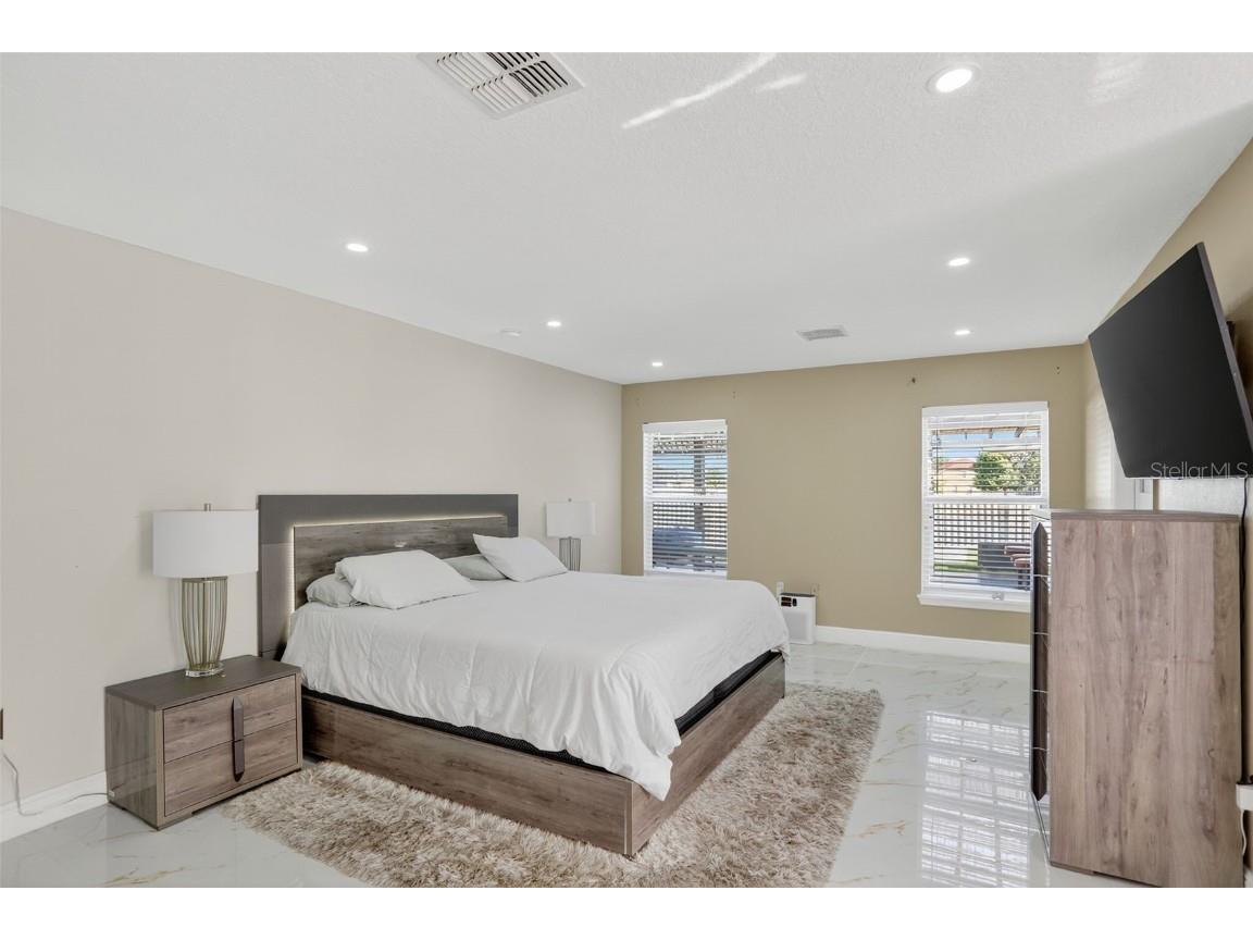 738 Hacienda Circle Kissimmee FL 34741 O6344662 image24