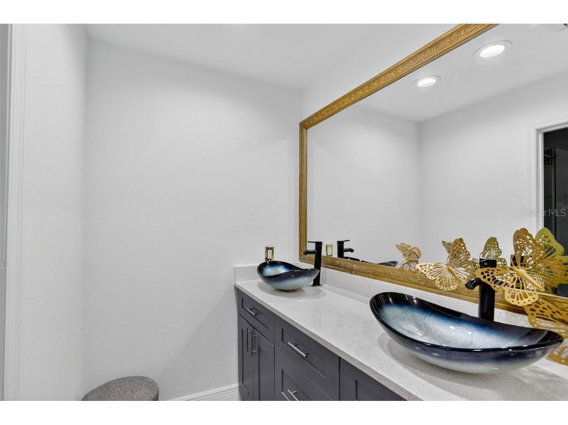 738 Hacienda Circle Kissimmee FL 34741 O6344662 image37