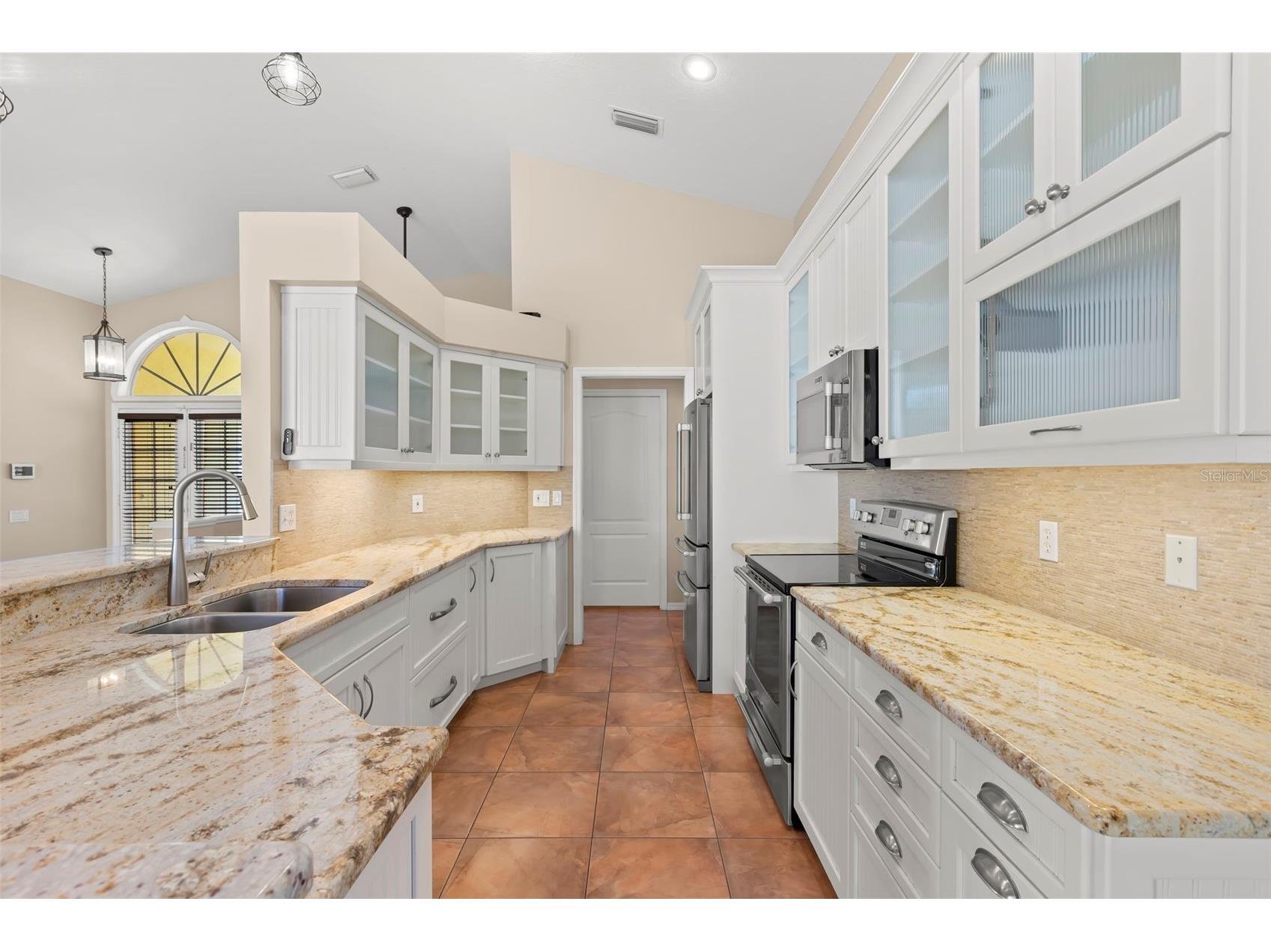 738 N Lake Boulevard Tarpon Springs FL 34689 TB8471221 image11