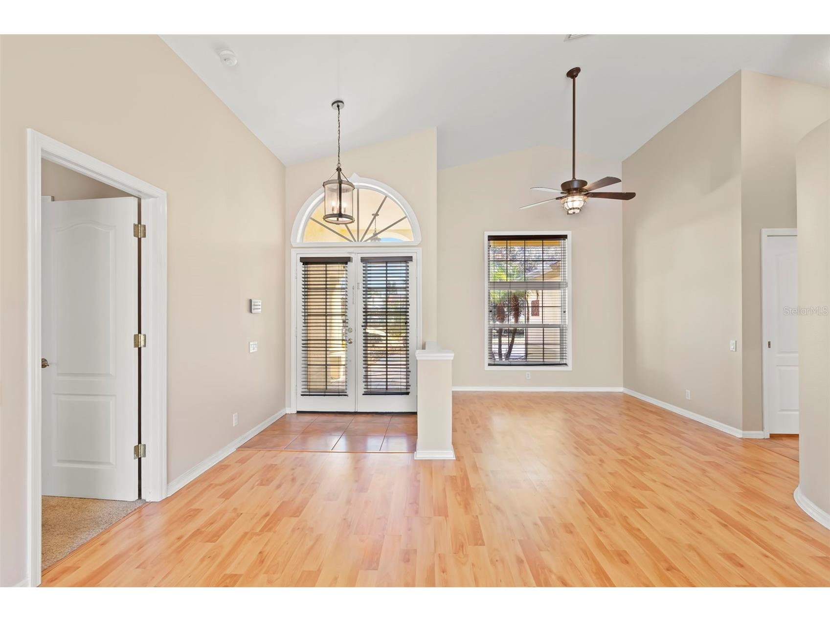 738 N Lake Boulevard Tarpon Springs FL 34689 TB8471221 image4