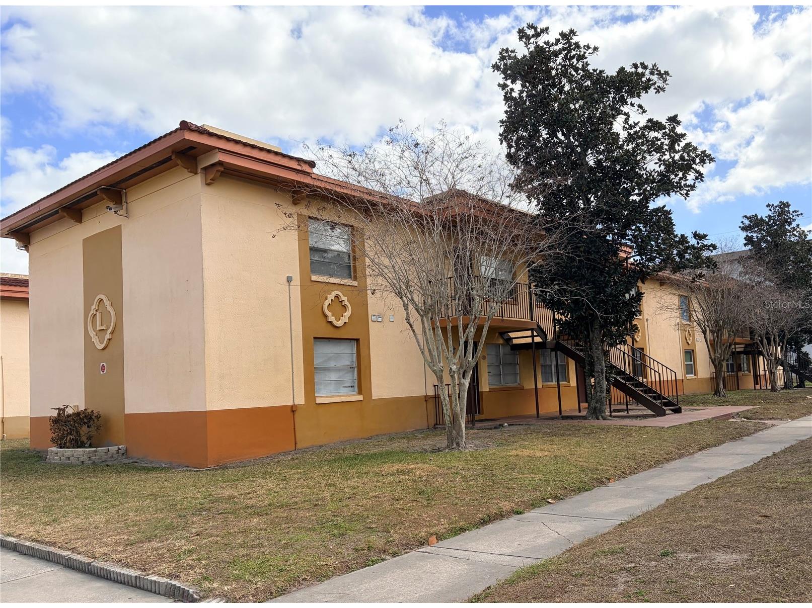 738 Ridenhour Circle #L Orlando FL 32809 O6383477 image1