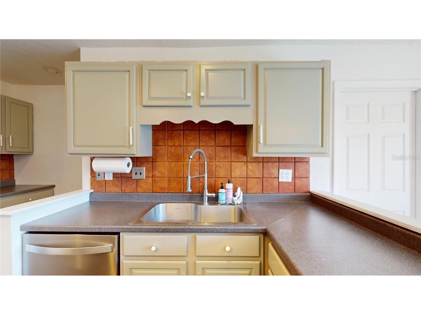 7382 120th Avenue Largo FL 33773 TB8419483 image14