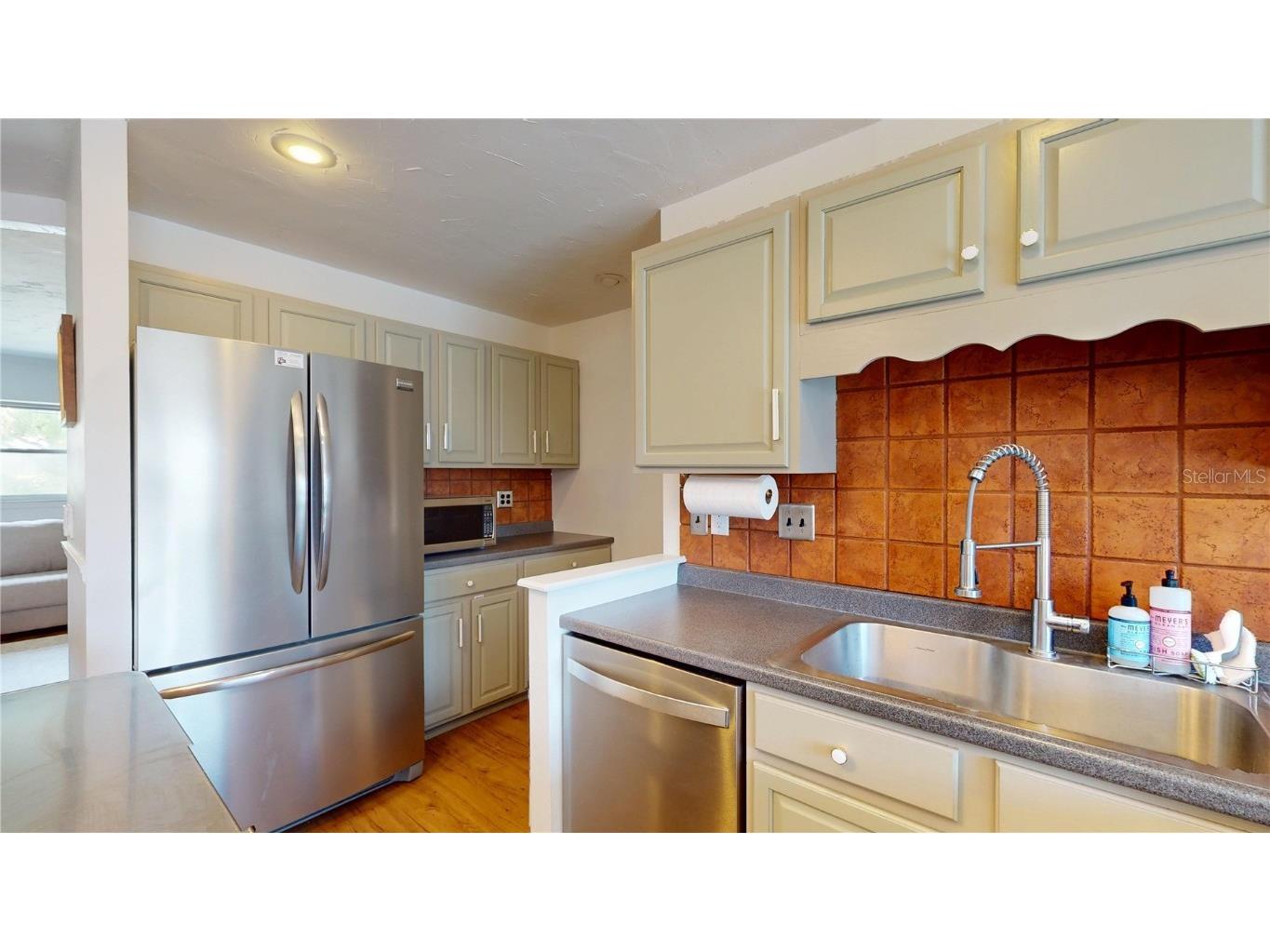 7382 120th Avenue Largo FL 33773 TB8419483 image15