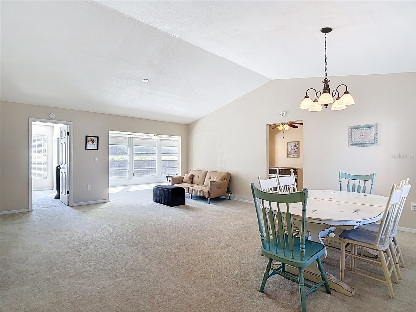 7385 Crestwood Drive Weeki Wachee FL 34613 W7882179 image13