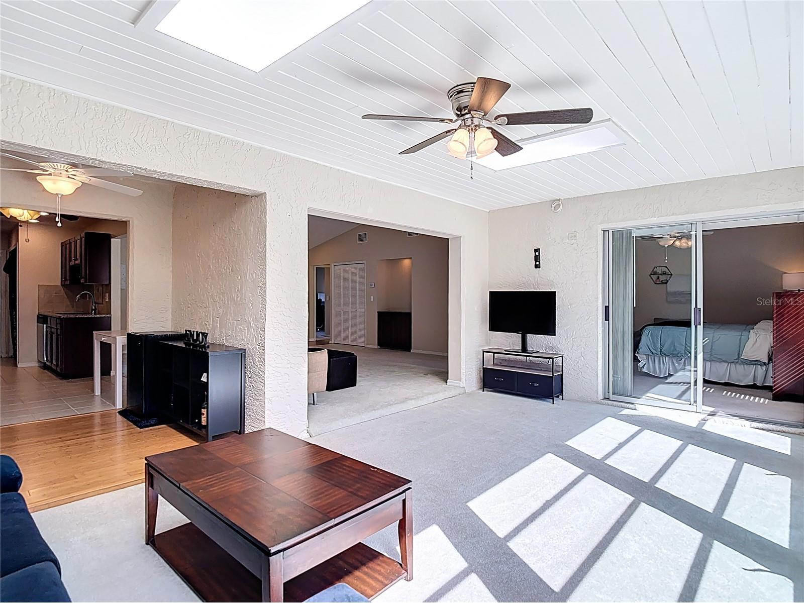 7385 Crestwood Drive Weeki Wachee FL 34613 W7882179 image18