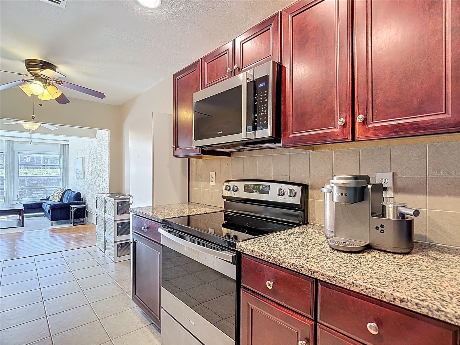 7385 Crestwood Drive Weeki Wachee FL 34613 W7882179 image6