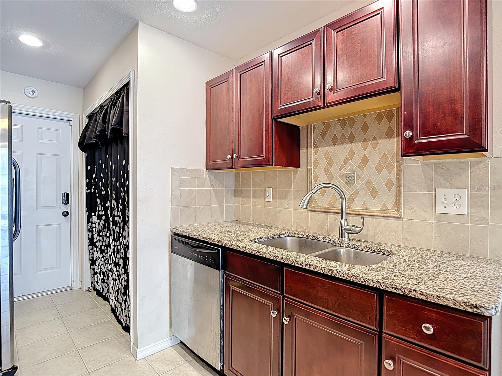 7385 Crestwood Drive Weeki Wachee FL 34613 W7882179 image7