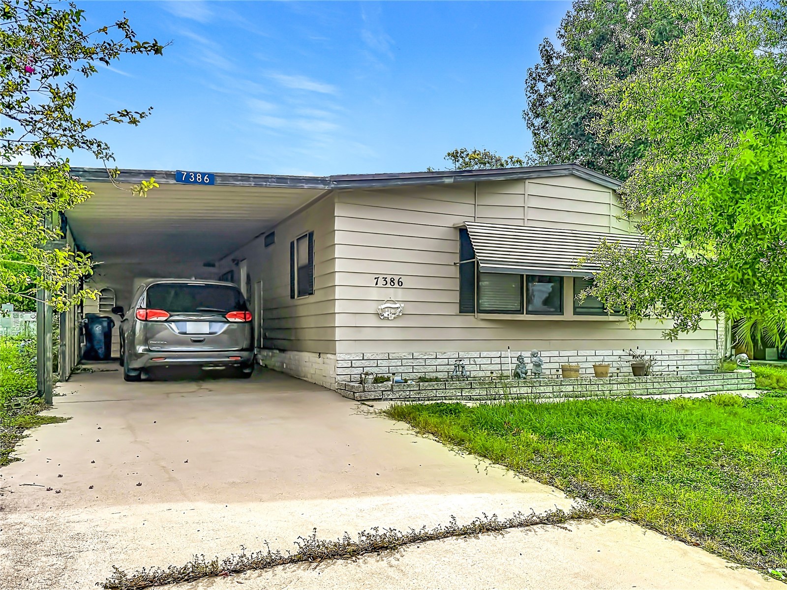 7386 Highpoint Boulevard Brooksville FL 34613 W7886772 image3