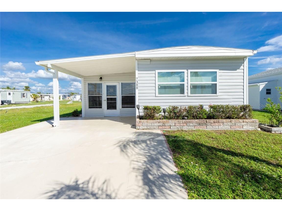 7388 Beckley Street Port Charlotte FL 33981 - BUTTERFORD WATERWAY C7505606 image1