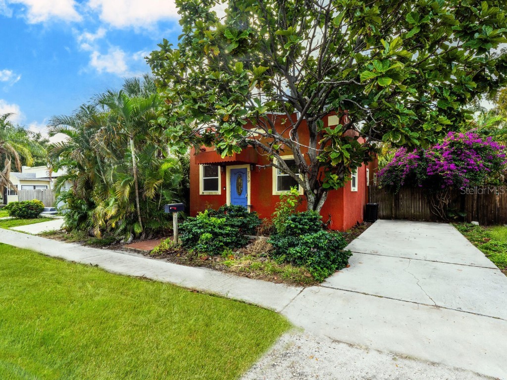 739 27th Avenue W Bradenton FL 34205 A4591545 image1